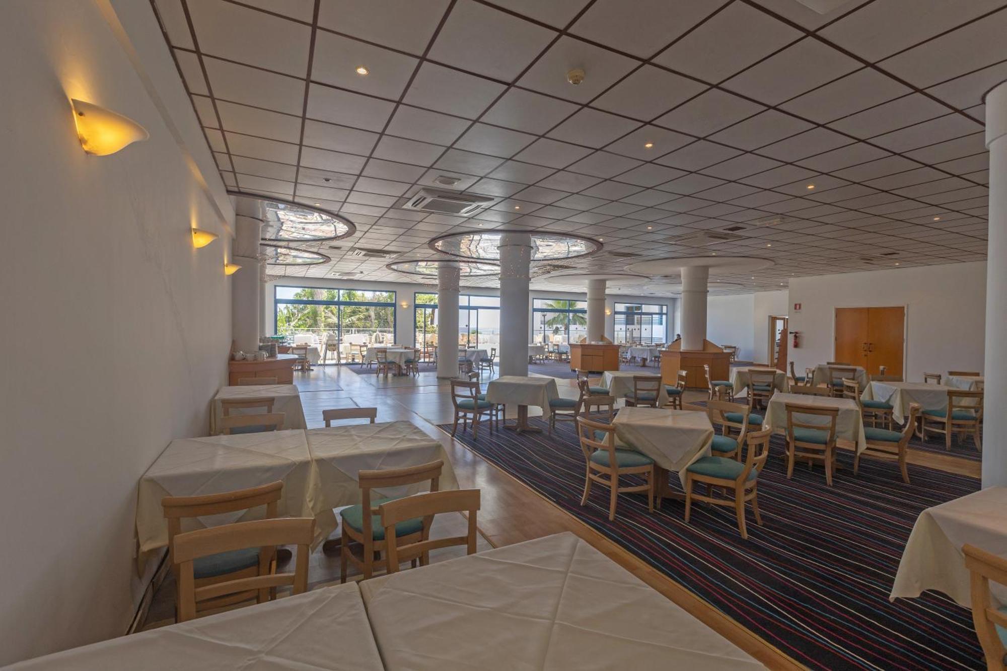Iliada Beach Hotel Протарас Екстериор снимка