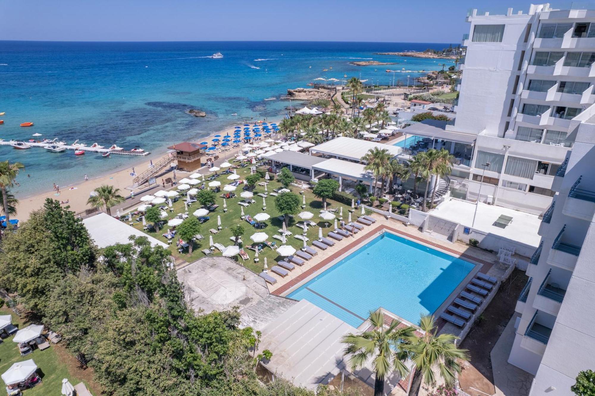 Iliada Beach Hotel Протарас Екстериор снимка